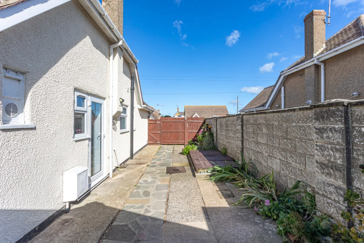 Anne Close, Birchington, CT7, photo 14