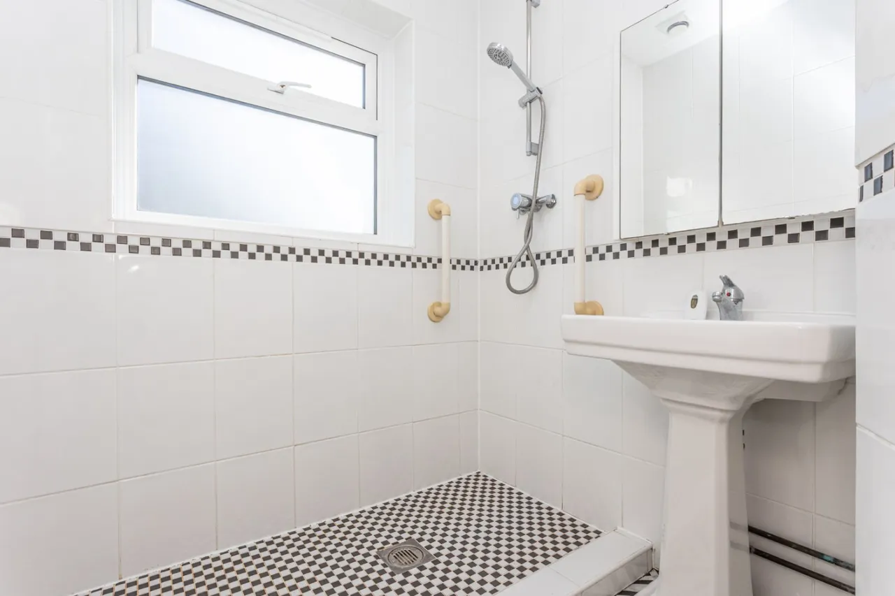 Anne Close, Birchington, CT7, photo 7