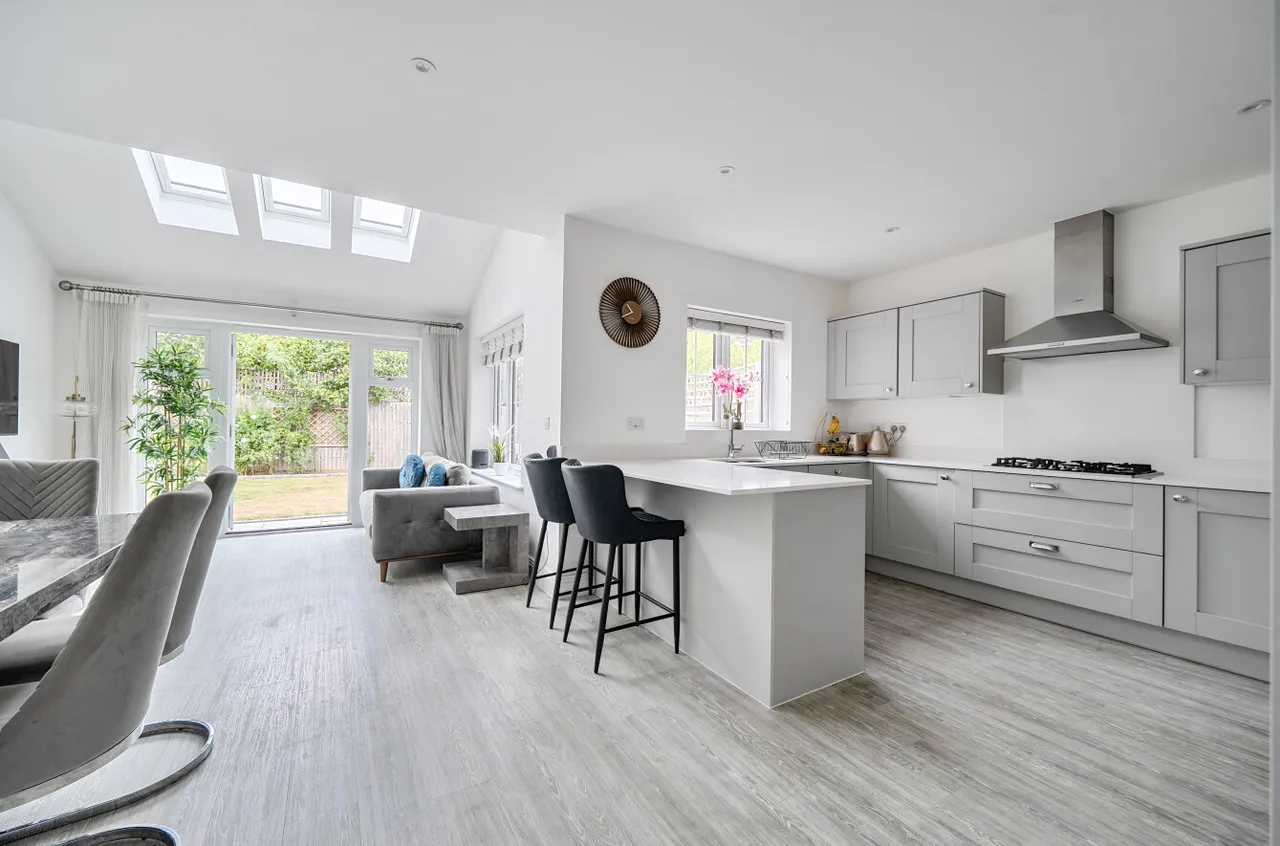 St. Legers Way, Riseley, Reading, Hampshire, RG7 1GH, photo 2