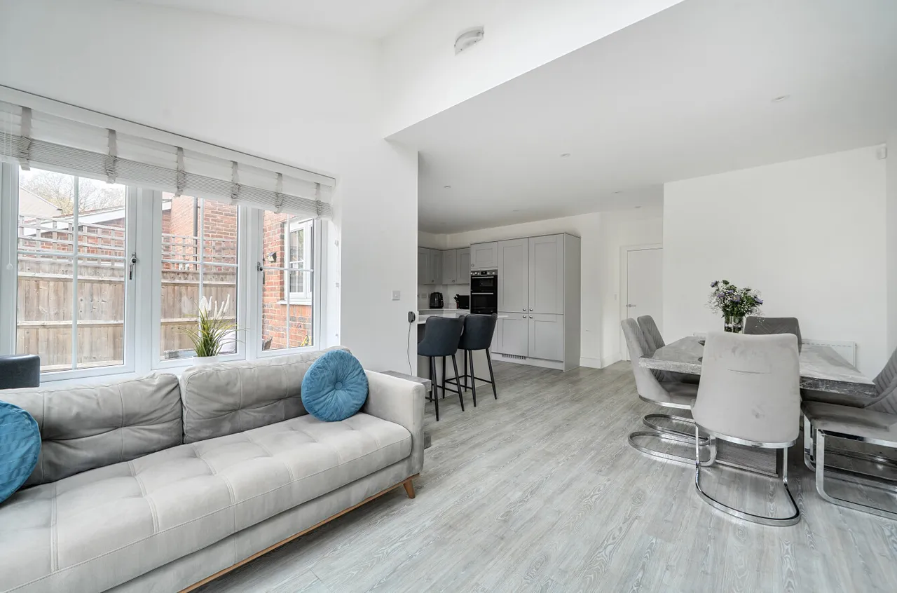 St. Legers Way, Riseley, Reading, Hampshire, RG7 1GH, photo 4