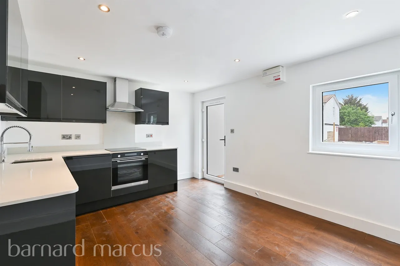 1 bed flat for sale — Barnlea Close, Hanworth