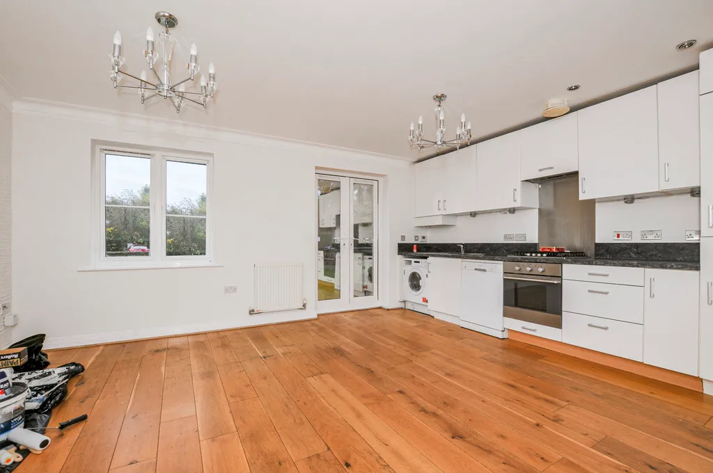 Church Road, Uxbridge, photo 8