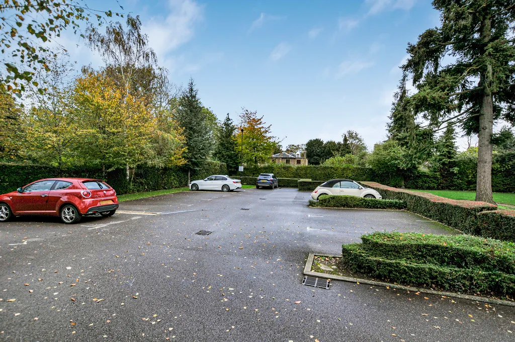 Church Road, Uxbridge, photo 7