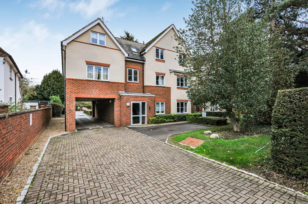 Church Road, Uxbridge, photo 11