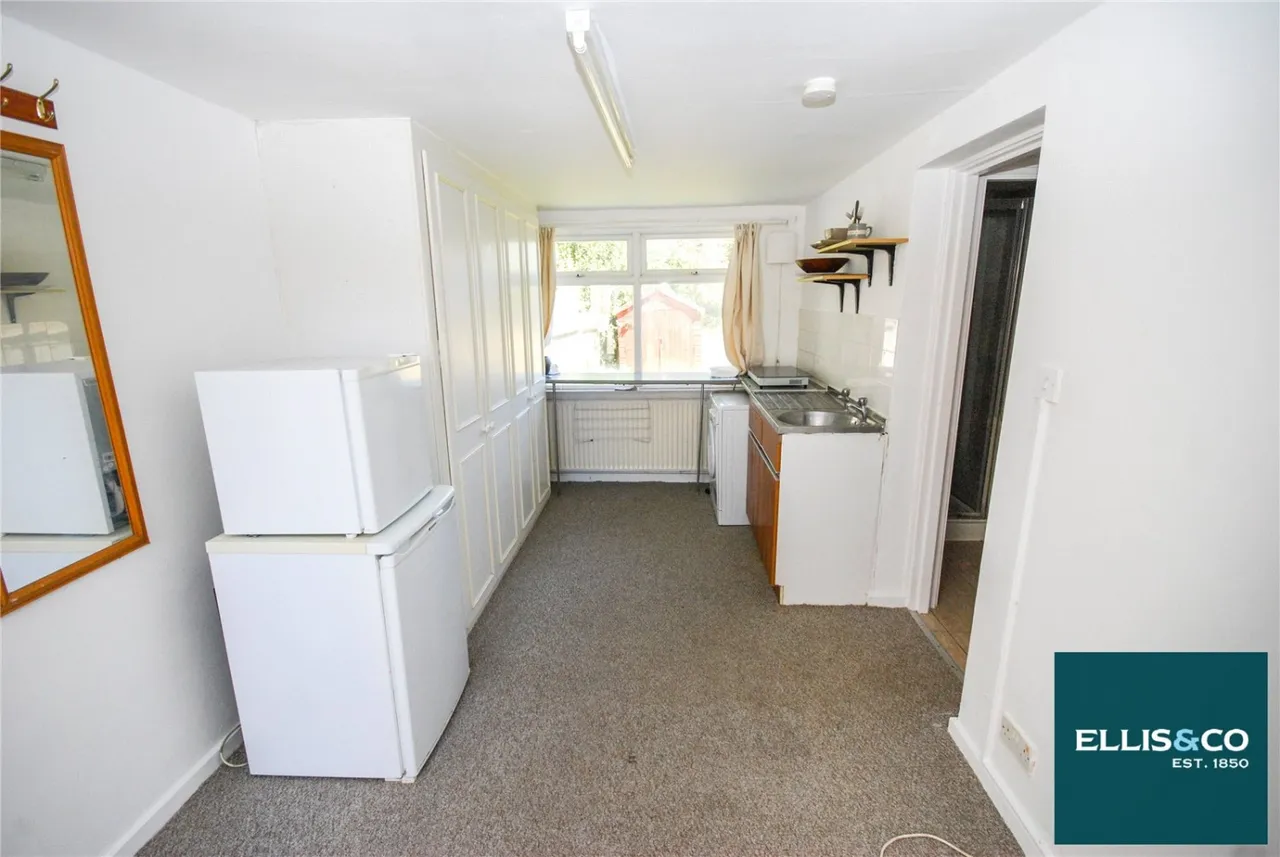 Hendon Way, Childs Hill, NW2, photo 5