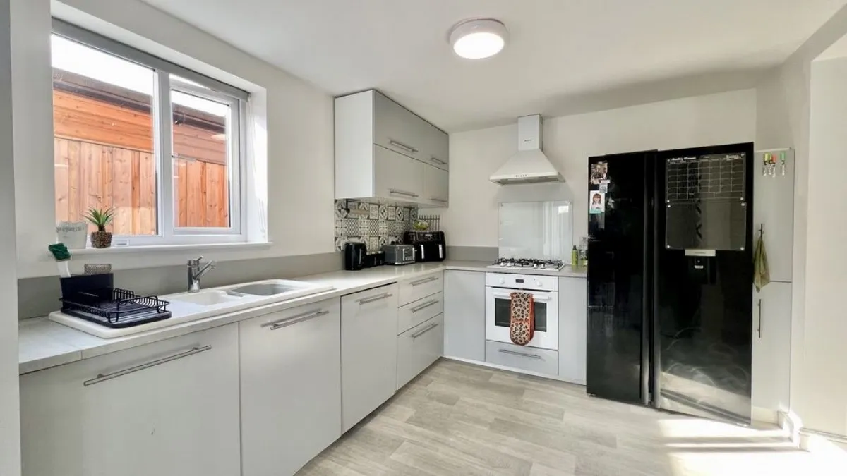 Fieldfare Close, Bottesford, photo 4