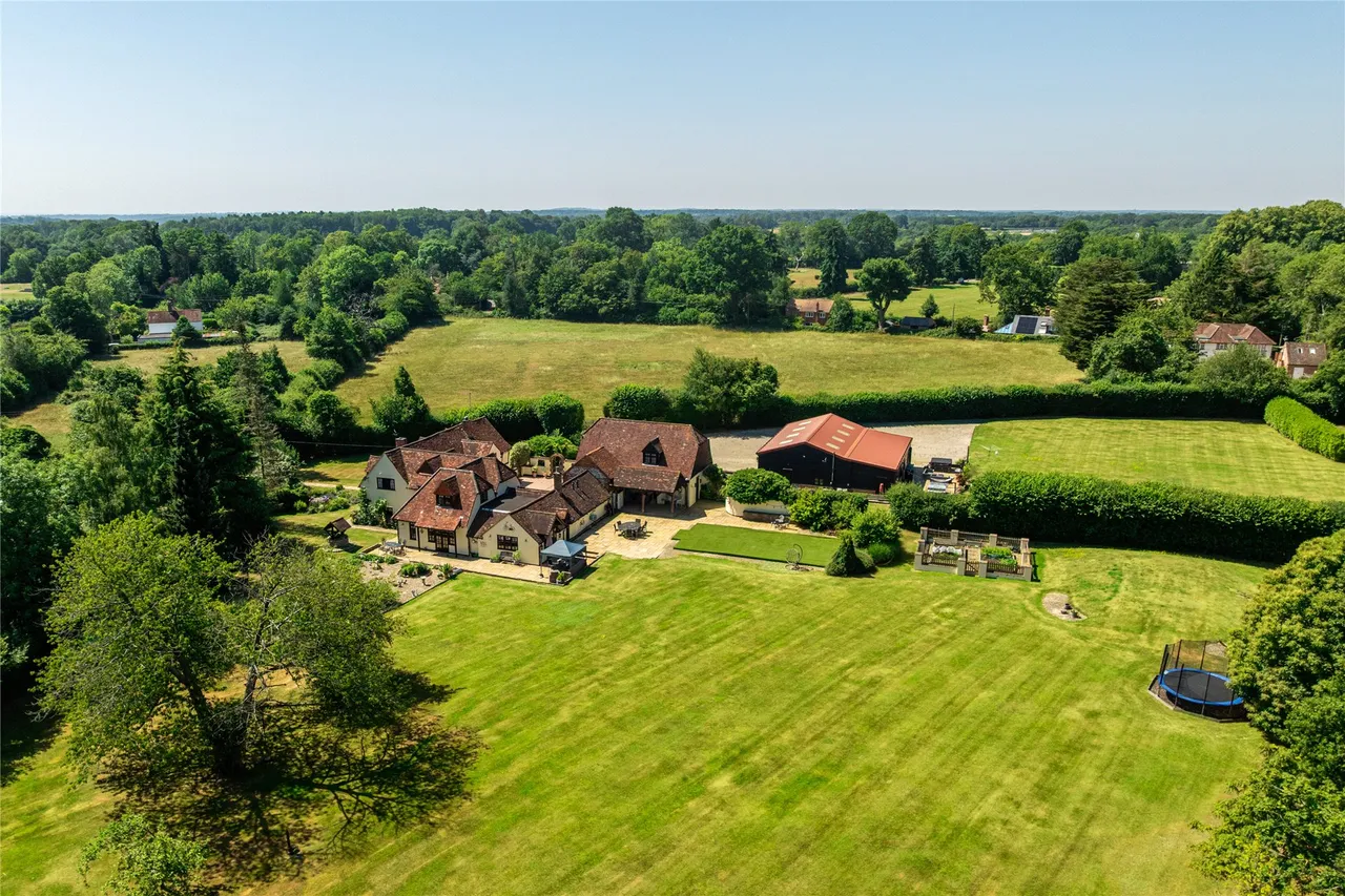 Greenlands Lane, Prestwood, HP16, photo 2