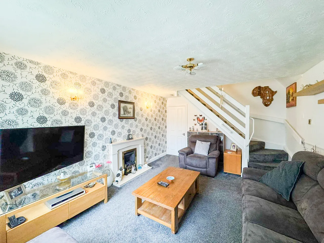 Woodhill Road, Brandlesholme, Bury BL8, photo 3