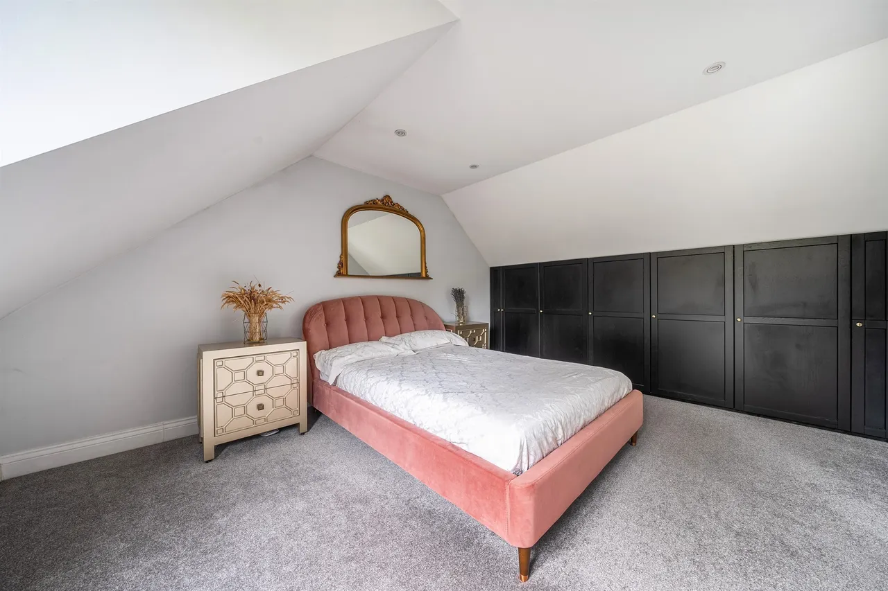 Crawley Down Road, Felbridge, RH19, photo 18