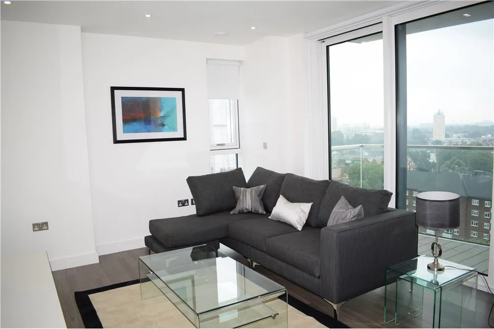 2 bed property for sale, Hebden Place, London, SW8