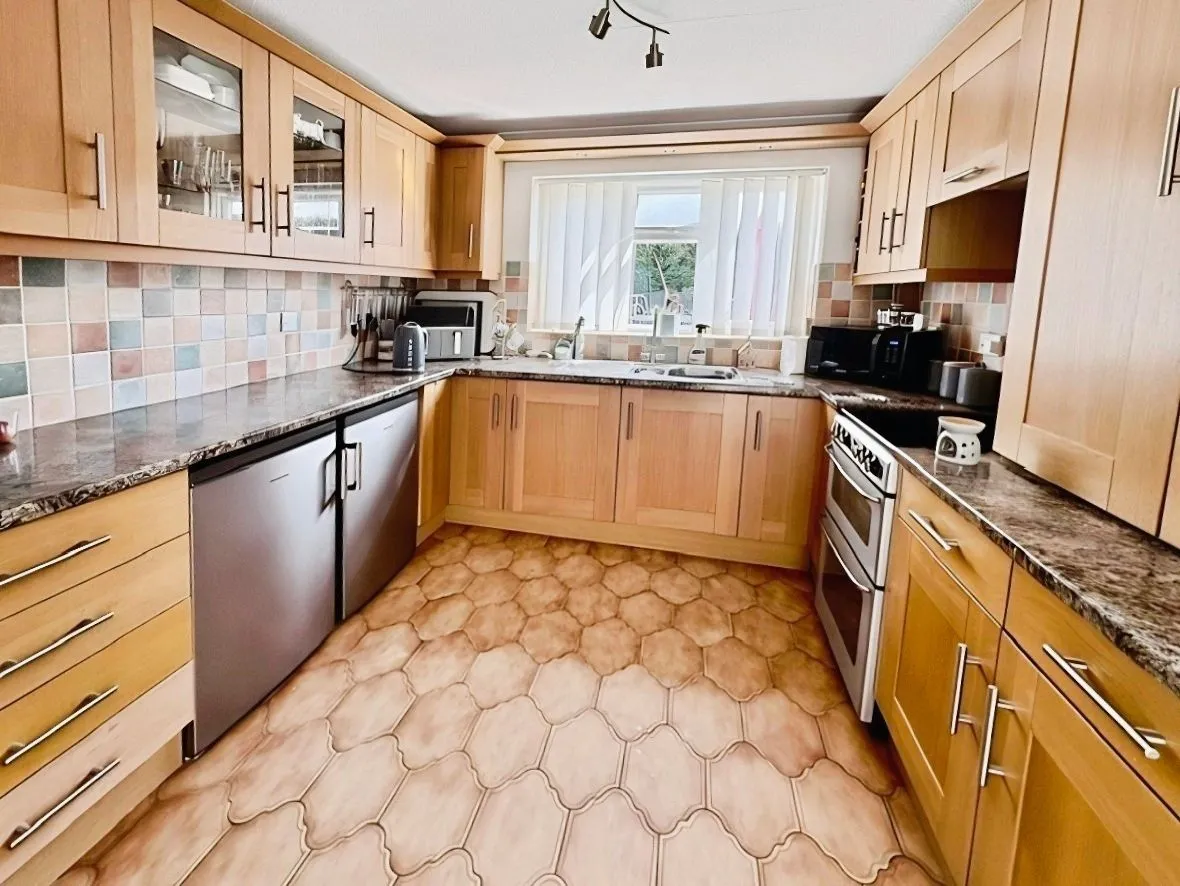 Frobisher Close, Hinckley, LE10 1UP, photo 3