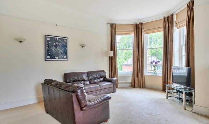 Horton Crescent, Epsom, KT19, photo 6