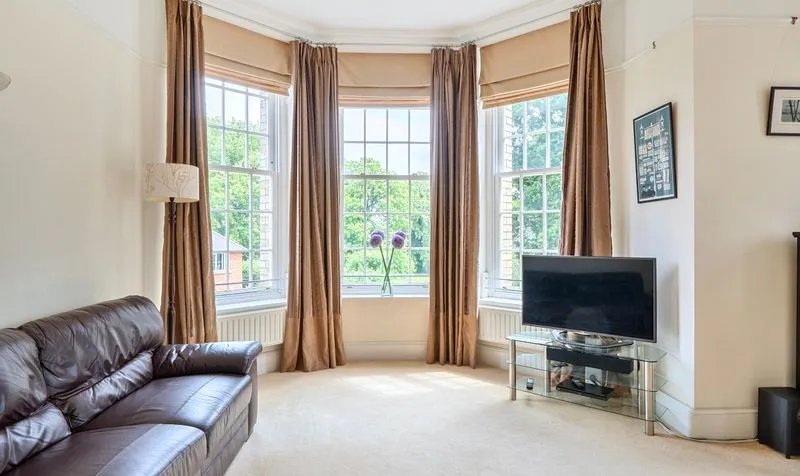 Horton Crescent, Epsom, KT19, photo 5