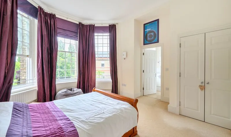 Horton Crescent, Epsom, KT19, photo 9