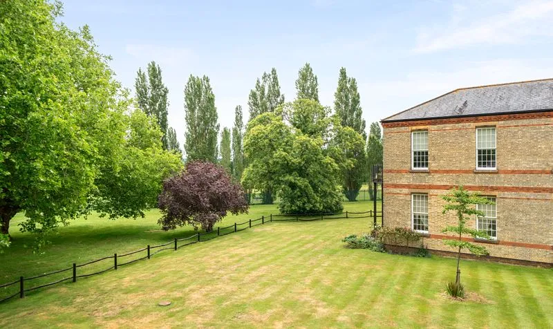 Horton Crescent, Epsom, KT19, photo 16