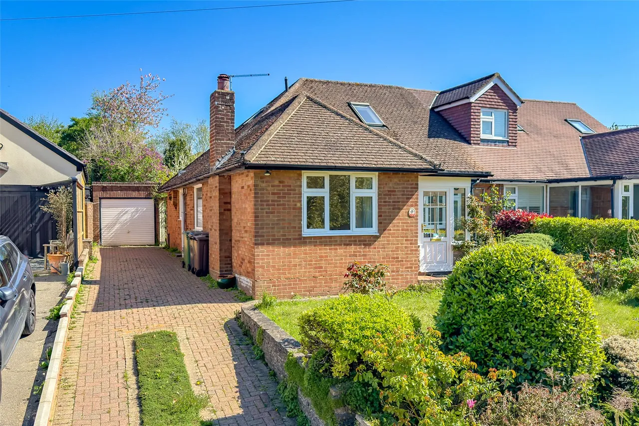 2 bed house for sale — Netherway, St. Albans, Hertfordshire, AL3 4NE