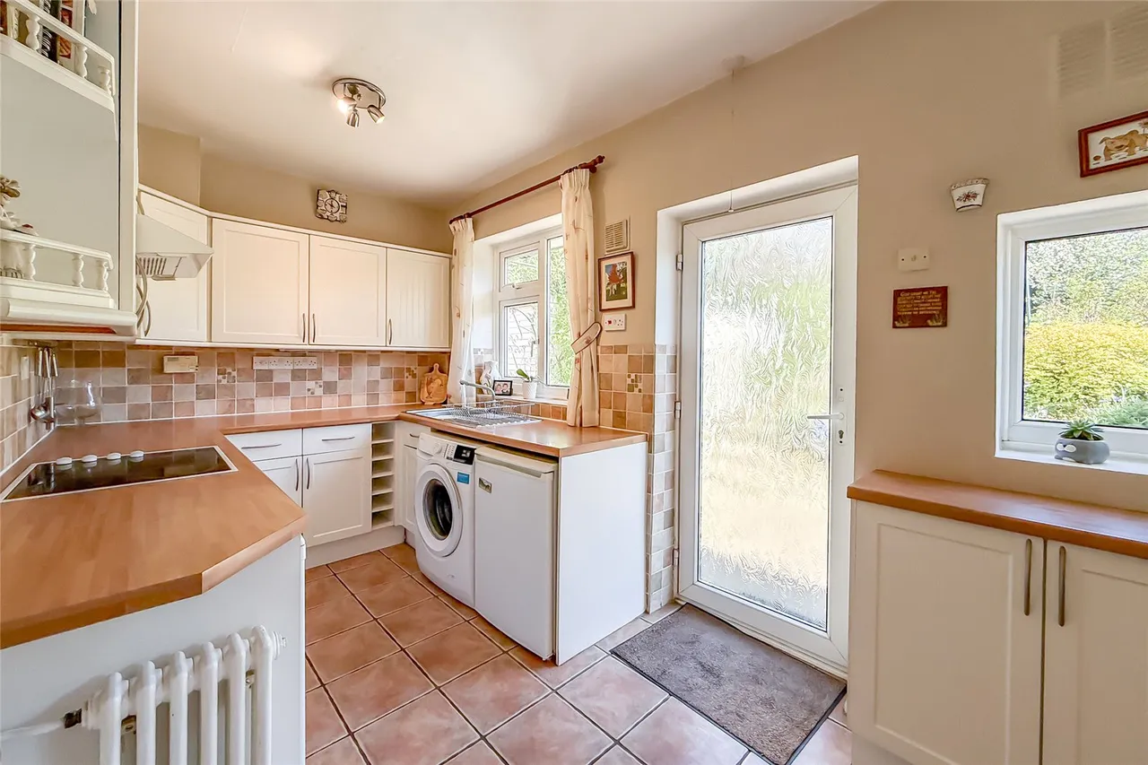 Netherway, St. Albans, Hertfordshire, AL3 4NE, photo 20