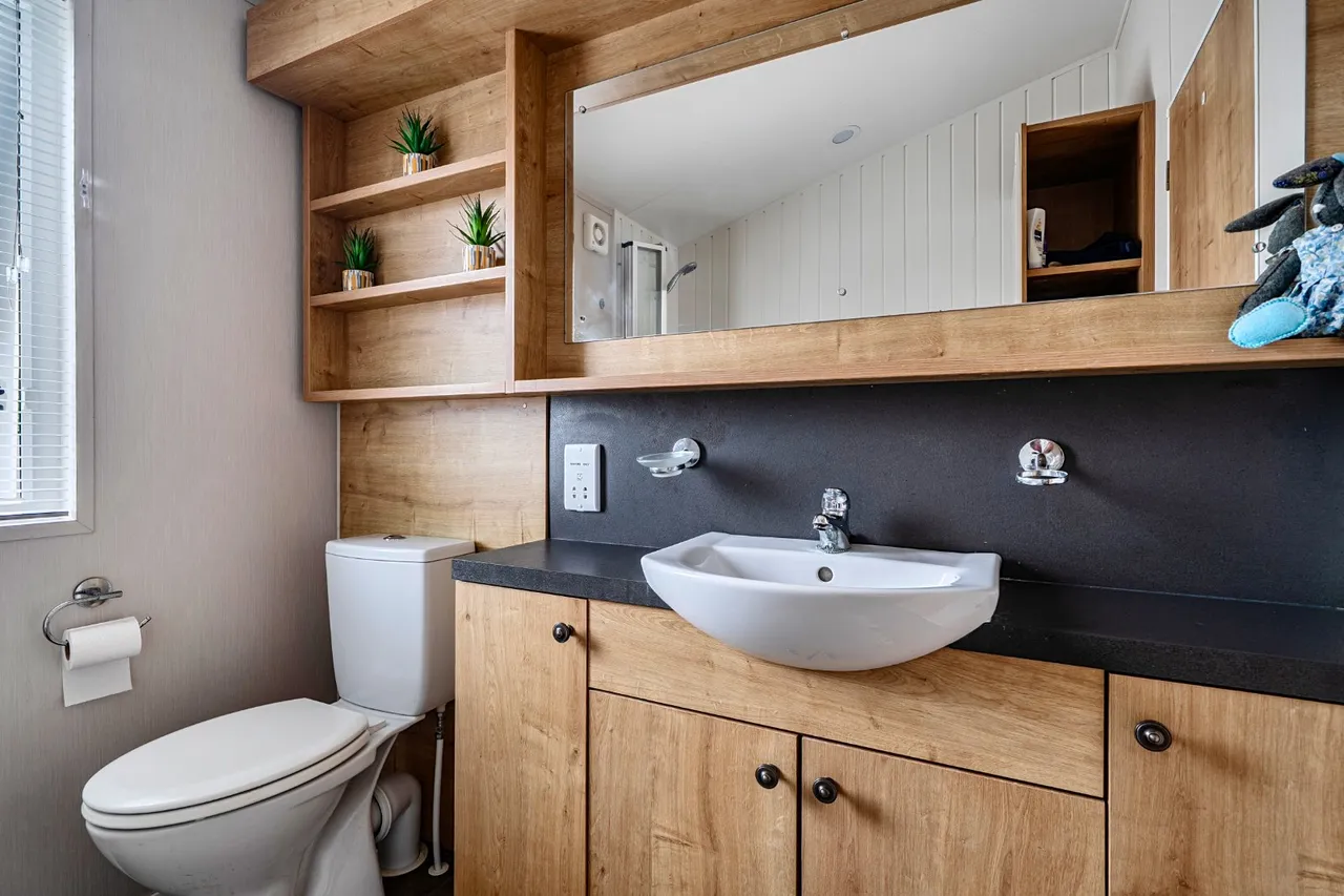 St. Johns Road, Whitstable, CT5, photo 15