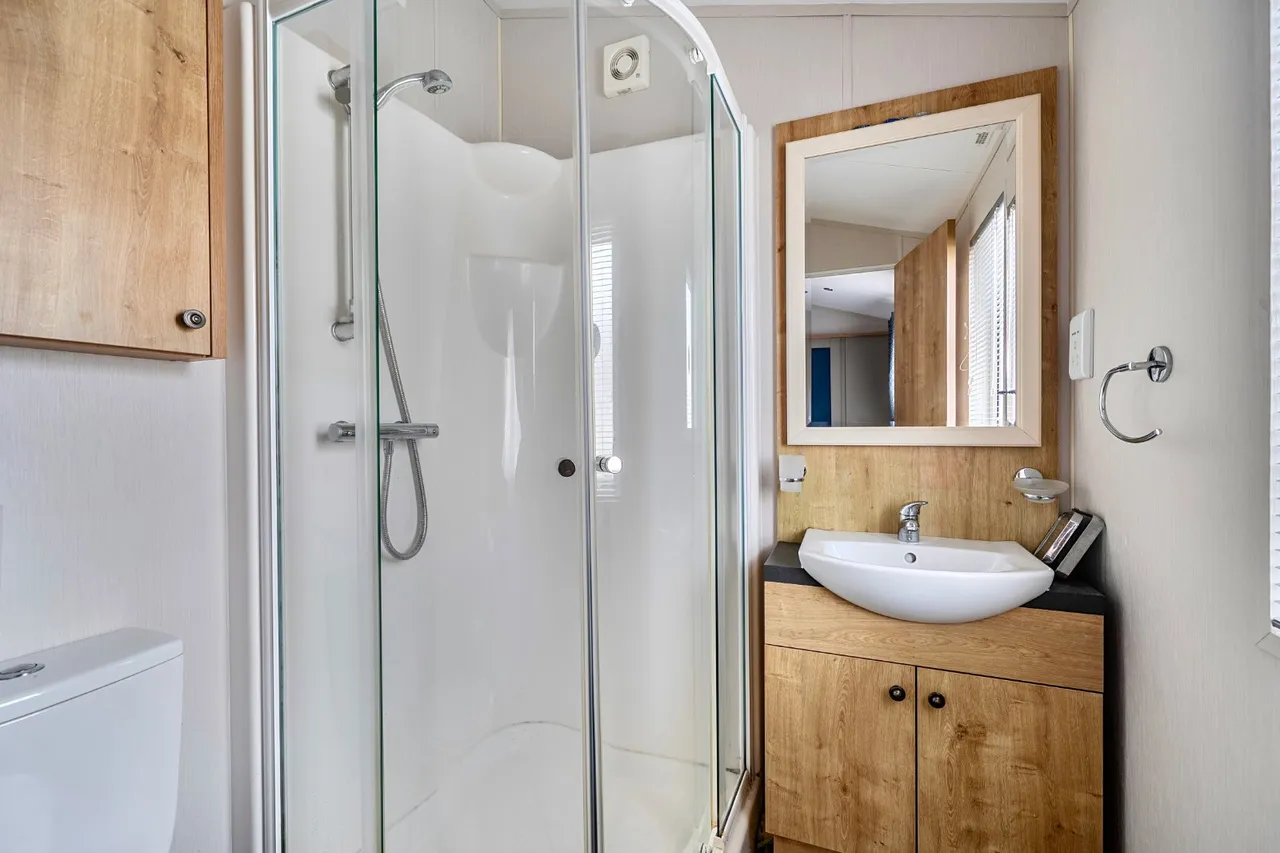 St. Johns Road, Whitstable, CT5, photo 12