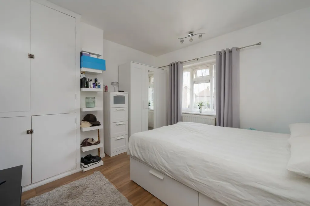 Fitzgerald Avenue, Herne Bay, photo 10