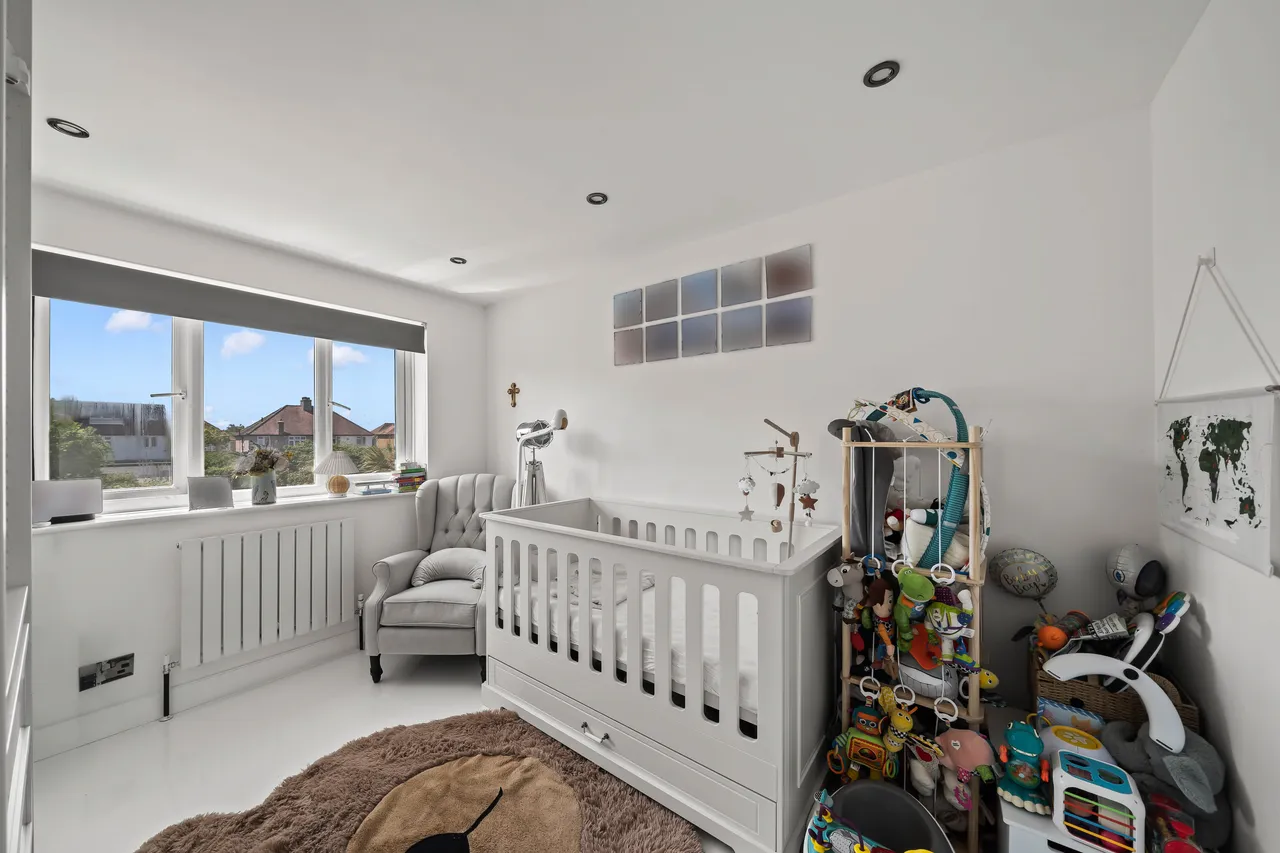 Cotswold Way, WORCESTER PARK, Surrey, Worcester Park, KT48LN, photo 9