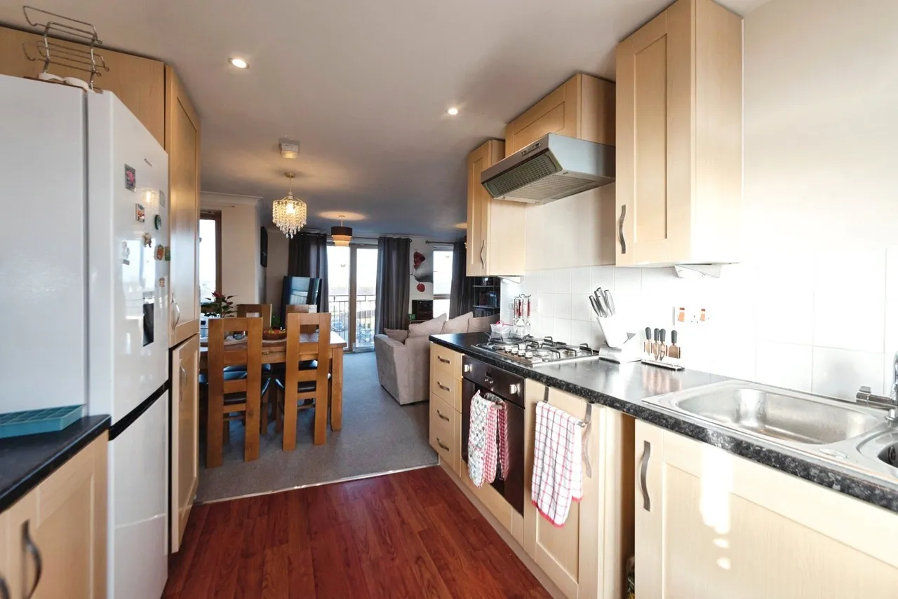 Rowan Close, Lee-on-the-Solent, PO13, photo 10