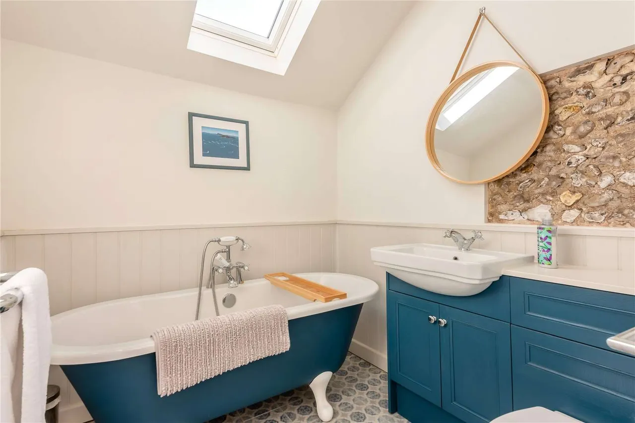 Pitcot Lane, Owslebury, SO21, photo 12