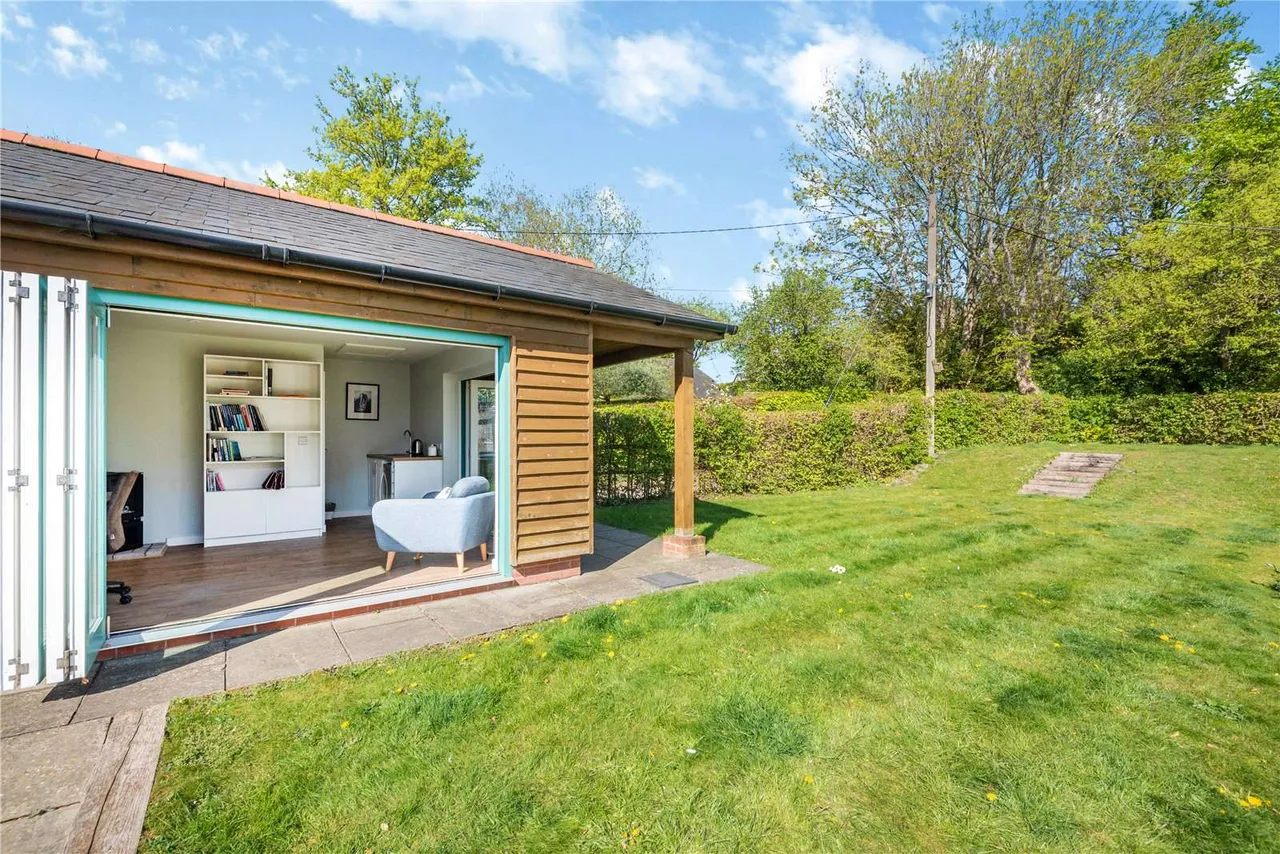 Pitcot Lane, Owslebury, SO21, photo 15