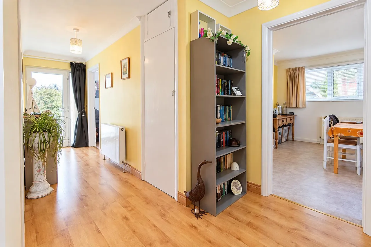 Lichfield Drive, Brixham, photo 13
