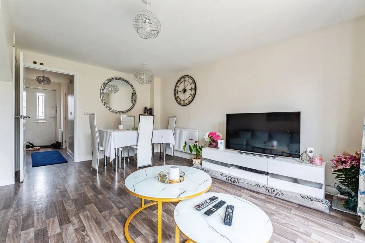 Valetta Drive, Carbrooke, Thetford, Norfolk, IP25, photo 3