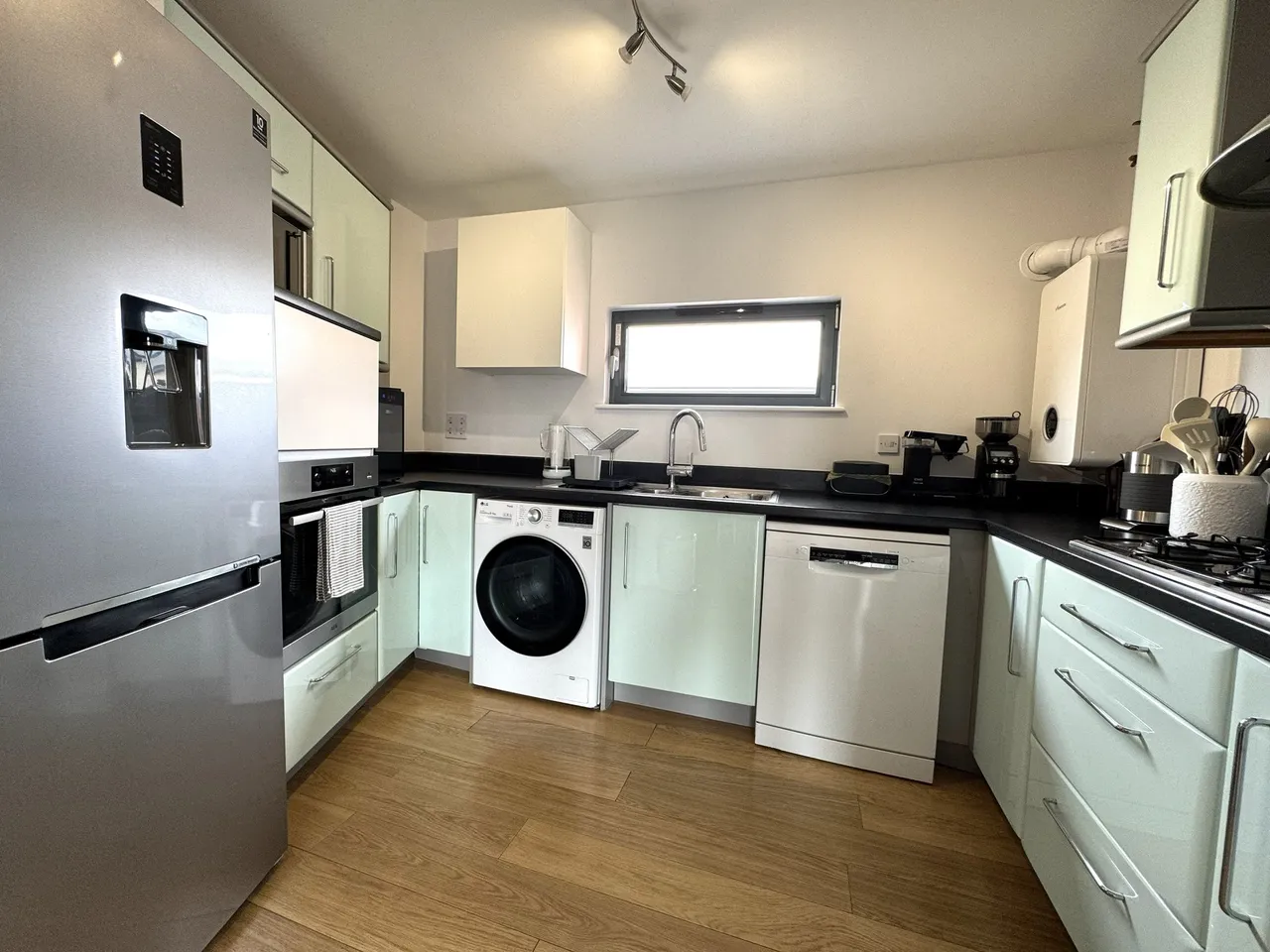 St Margarets Court, Maritime Quarter, Swansea, West Glamorgan, SA1 1RZ, photo 11