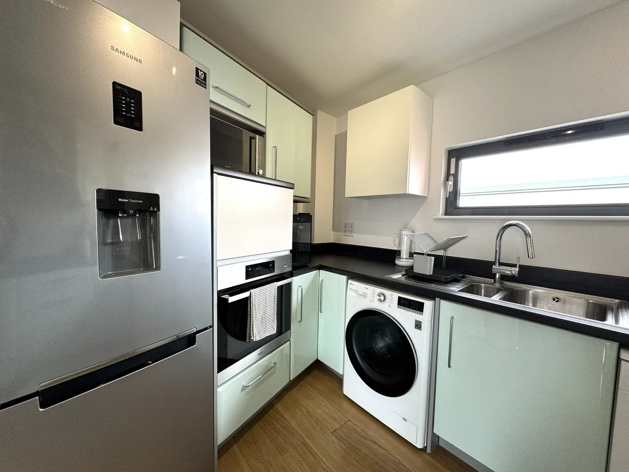 St Margarets Court, Maritime Quarter, Swansea, West Glamorgan, SA1 1RZ, photo 9