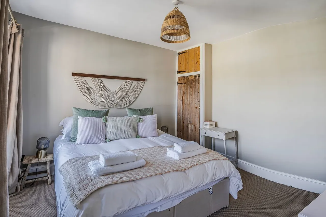 Frome Road, Beckington, BA11, photo 13