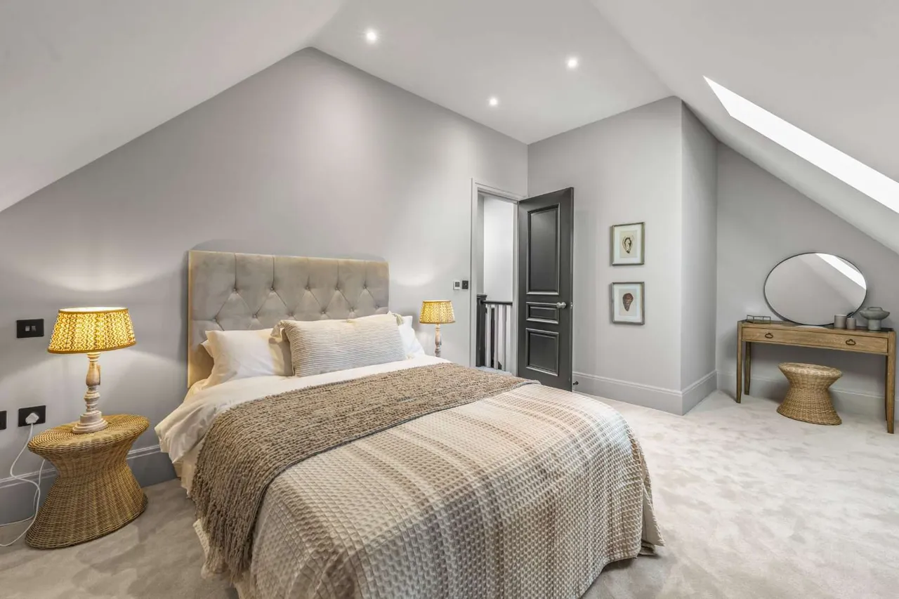 Udney Park Road, Teddington, TW11, photo 15