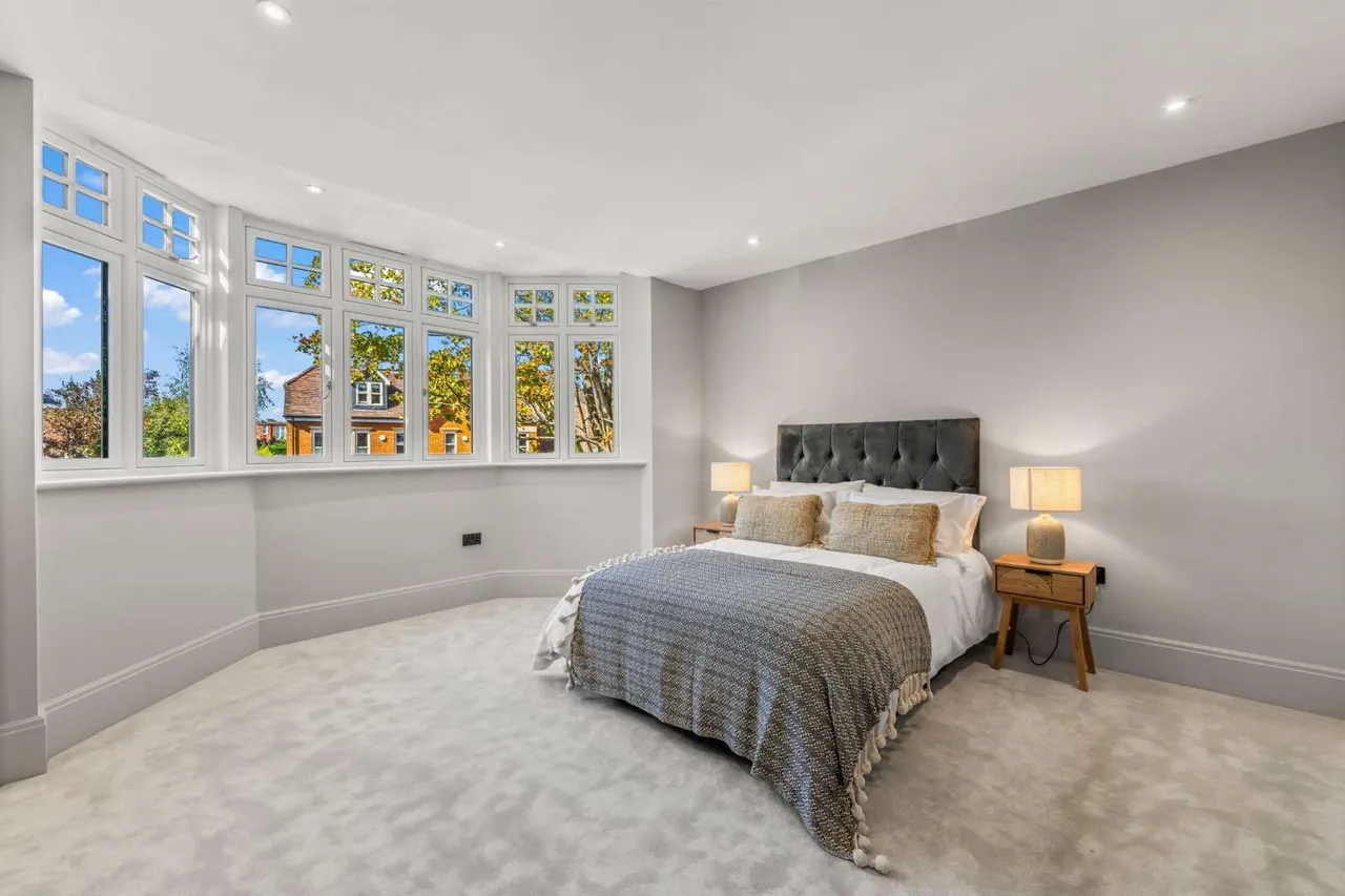 Udney Park Road, Teddington, TW11, photo 13