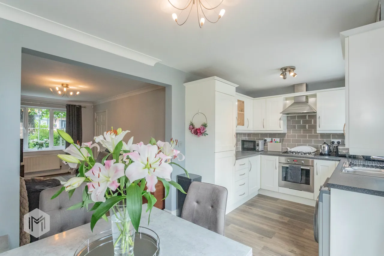 Bridge Street, Golborne, Warrington, WA3 3PX, photo 4
