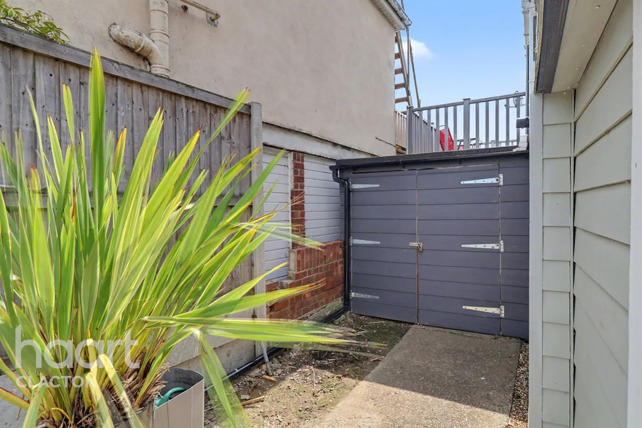 Eastern Promenade, Clacton-On-Sea, CO16, photo 17