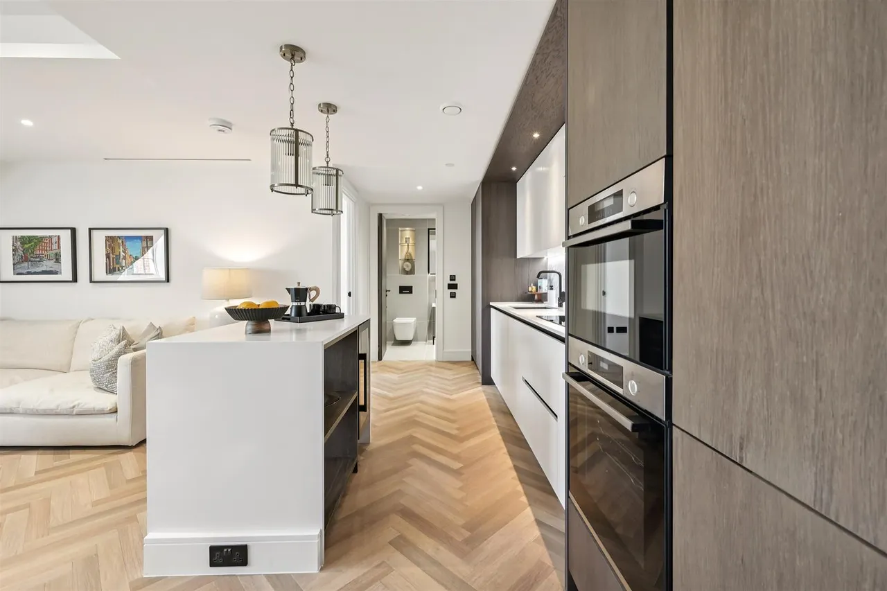Davies House, Southwark, photo 6