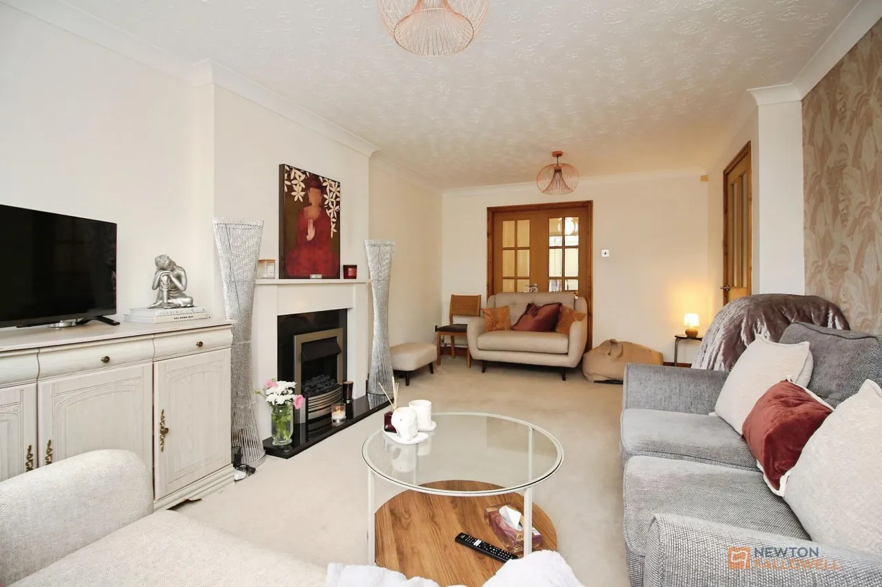 Petunia Close, Leicester Forest East, LE3, photo 2