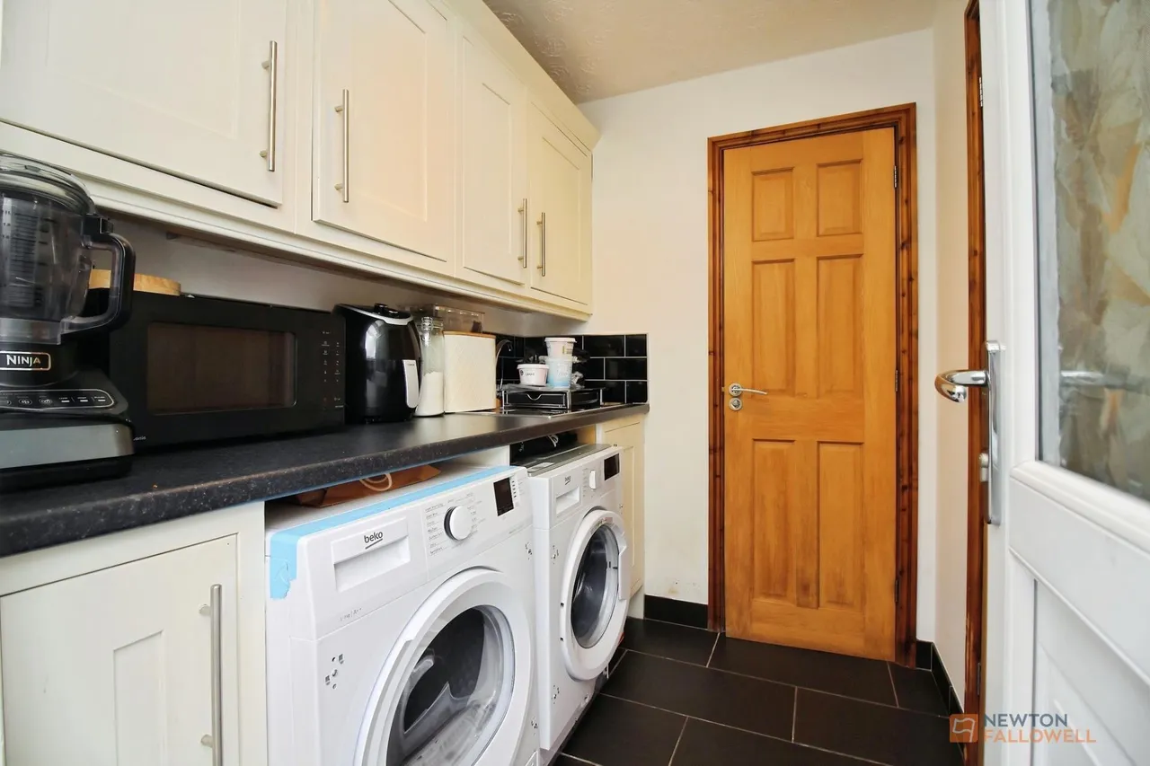 Petunia Close, Leicester Forest East, LE3, photo 8