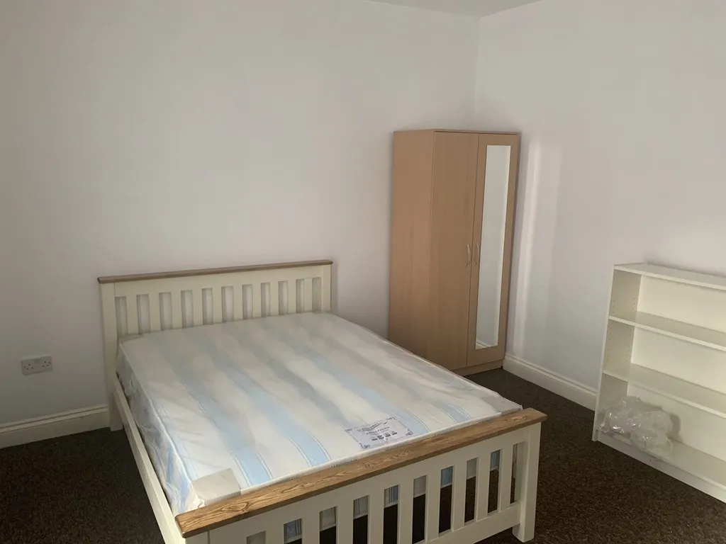 Kingsland Avenue, Earlsdon, photo 6
