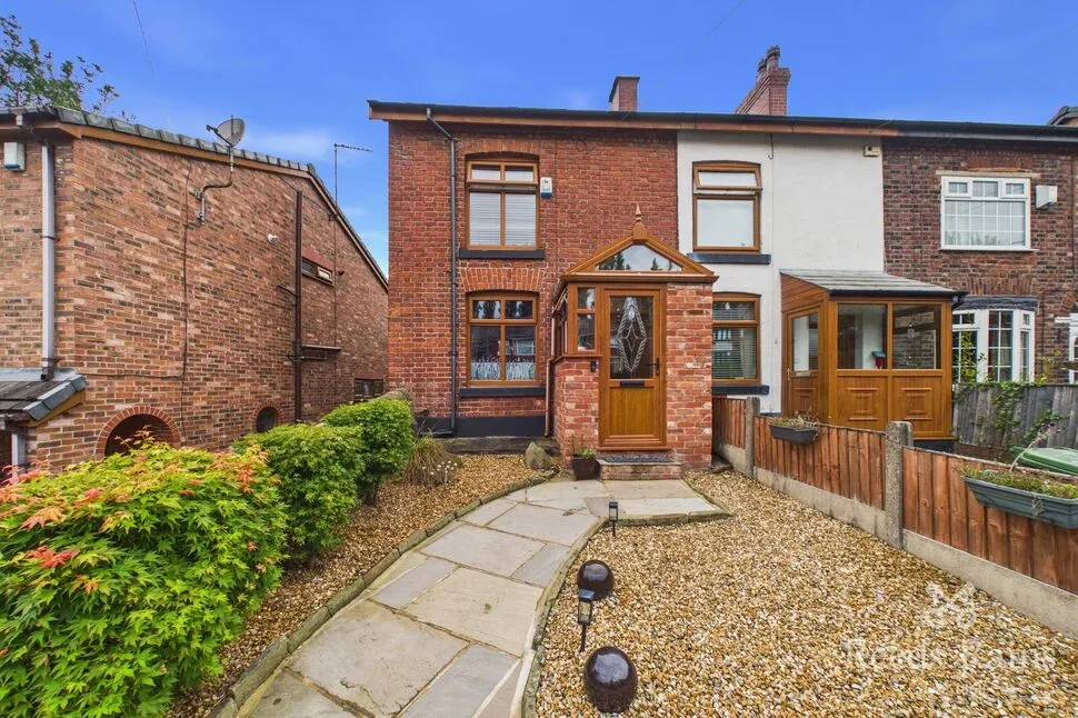 3 bed house for sale — Talbot Road, Hyde, Greater Manchester, SK14