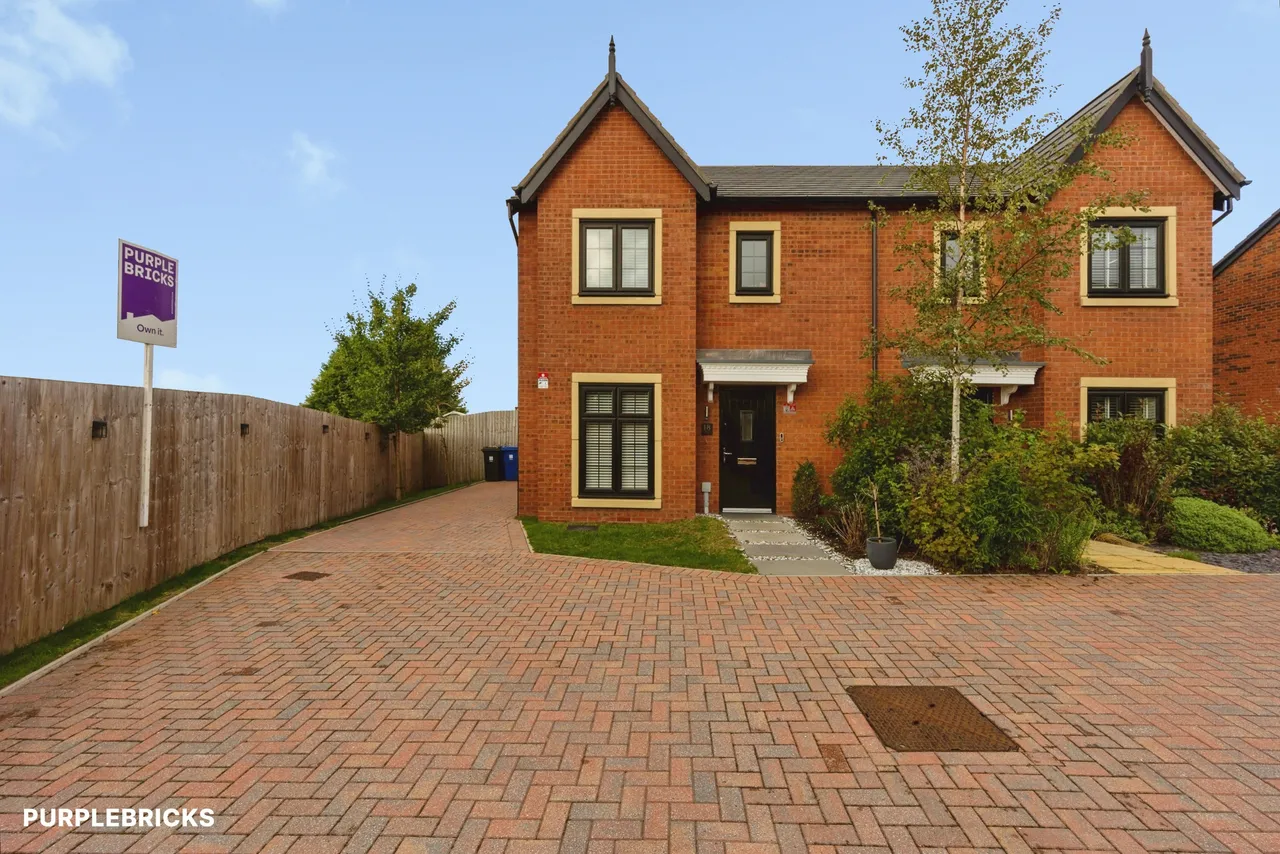 3 bed house for sale, Rook Close, Dukinfield, SK16