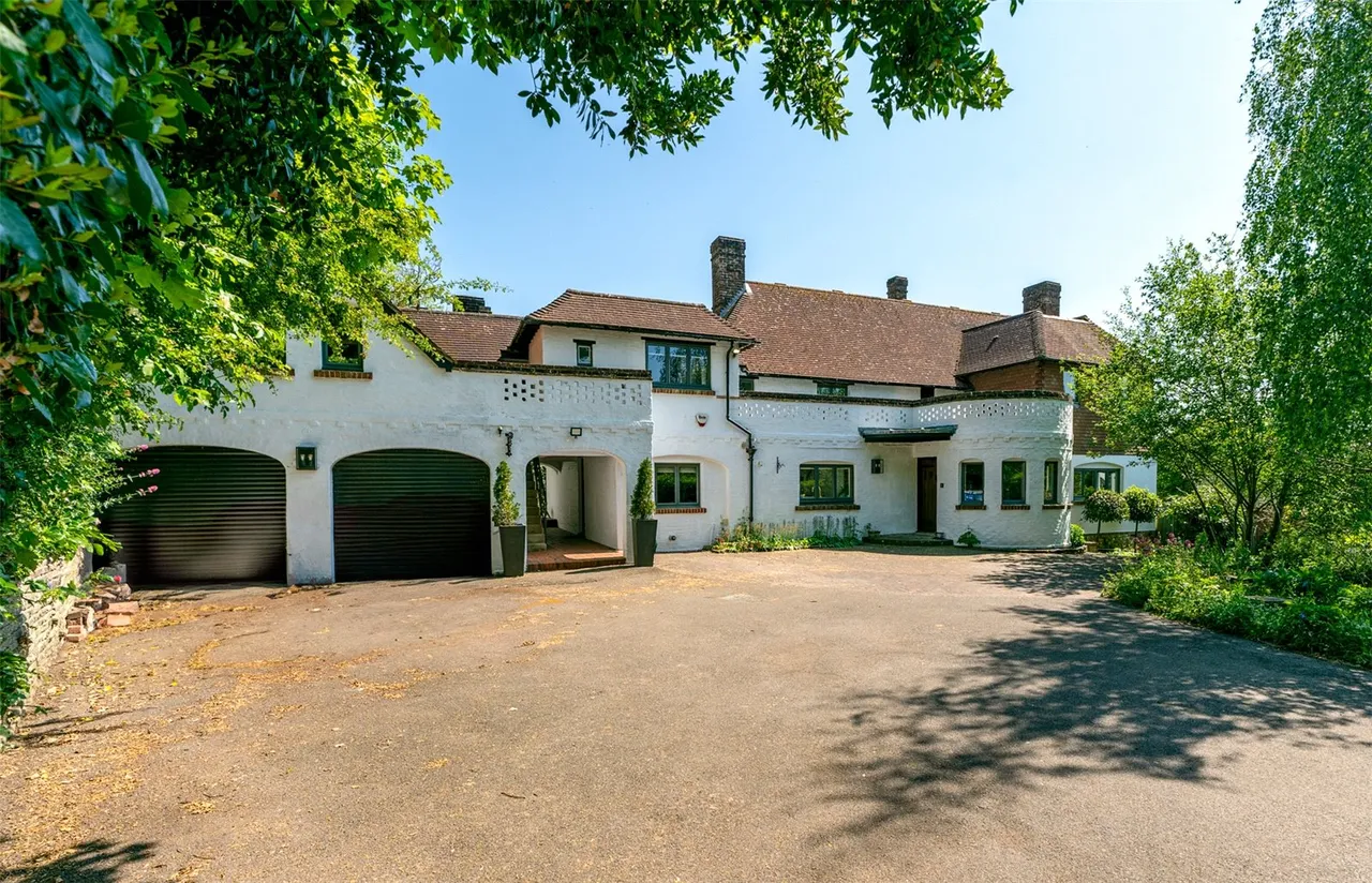 5 bed house for sale, Stable Lane, Findon Village, BN14