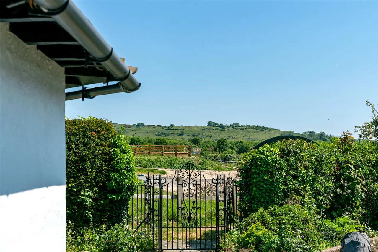 Stable Lane, Findon Village, BN14, photo 14