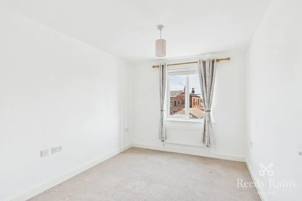 Wobourn Court, Ossett, West Yorkshire, WF5, photo 3