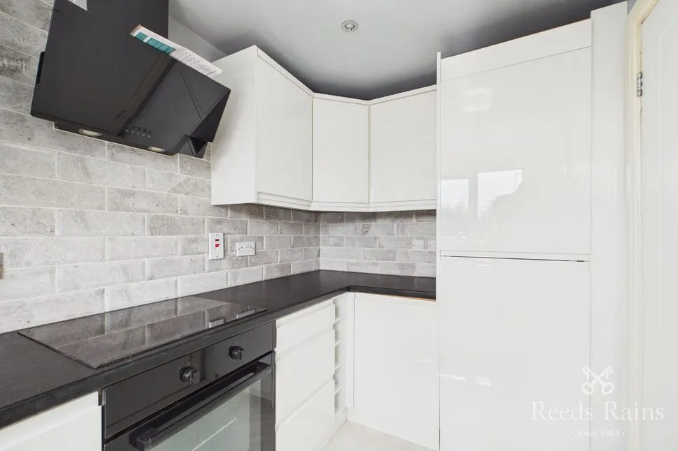 Wobourn Court, Ossett, West Yorkshire, WF5, photo 9
