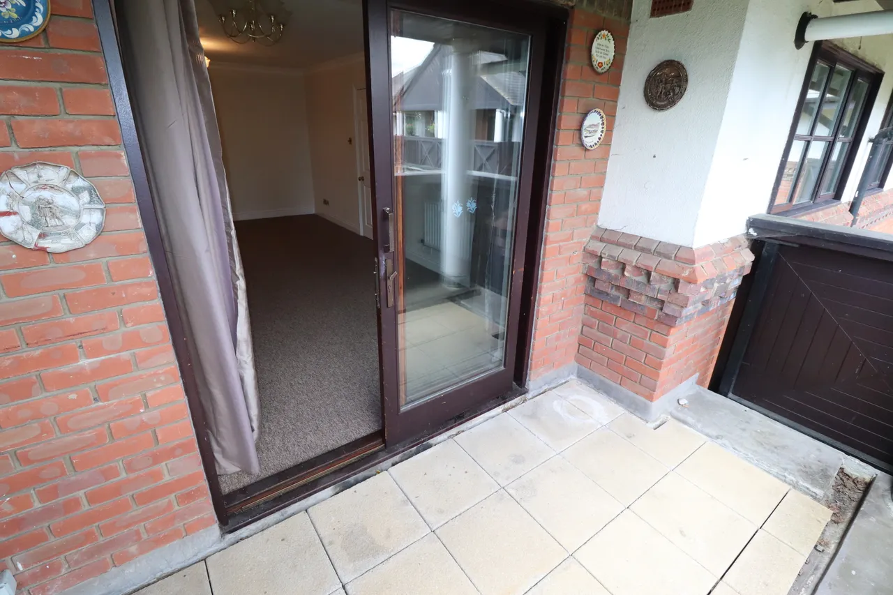 Booths Court, Brentwood, photo 9
