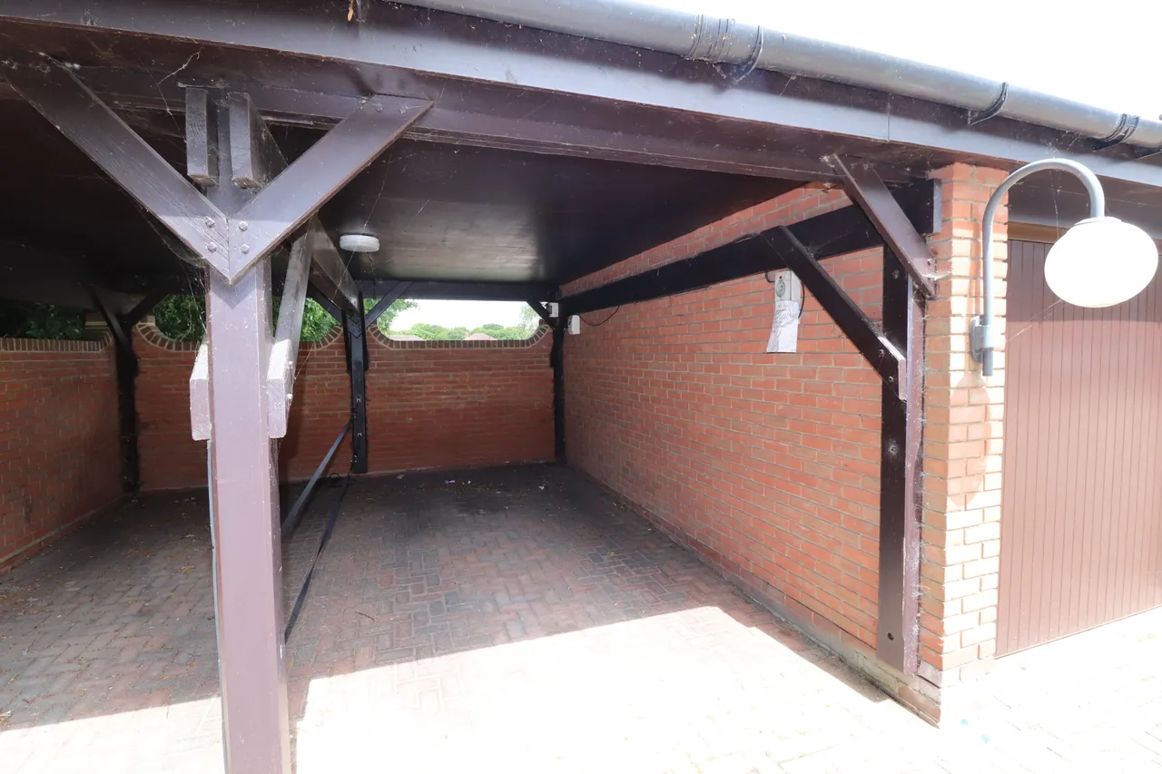 Booths Court, Brentwood, photo 7