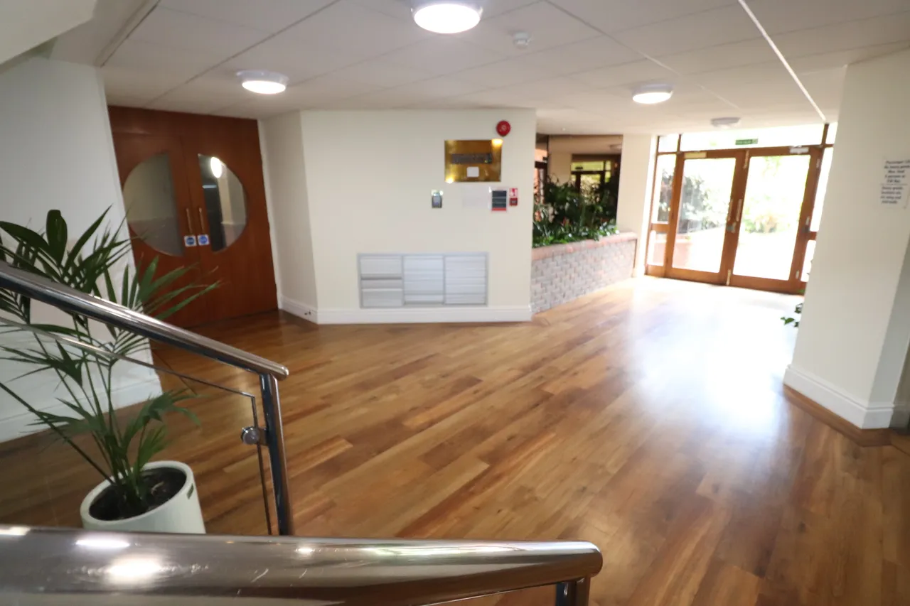 Booths Court, Brentwood, photo 4